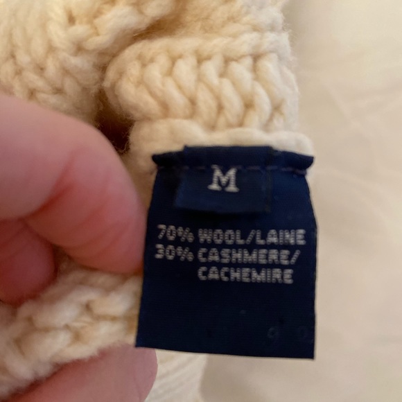 Ralph Lauren cashmere/wool fisherman sweater. - Picture 3 of 3